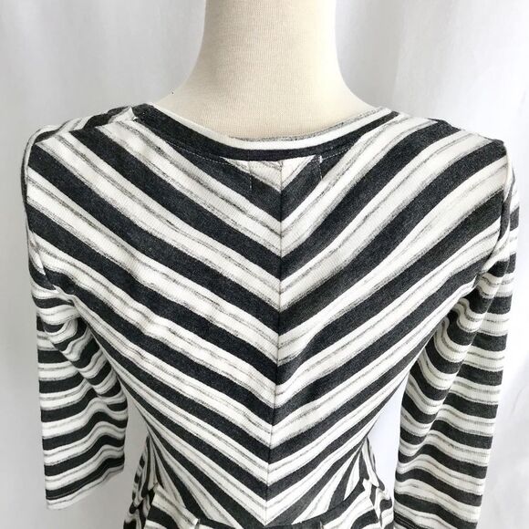 Anthropologie Puella New Chevron skater Dress XS - Picture 10 of 12